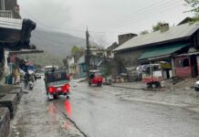 Heavy rain lashes Peshawar, adjoining districts